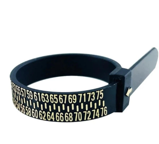 Få rätt ringstorlek smidigt med vår pålitliga mätare.