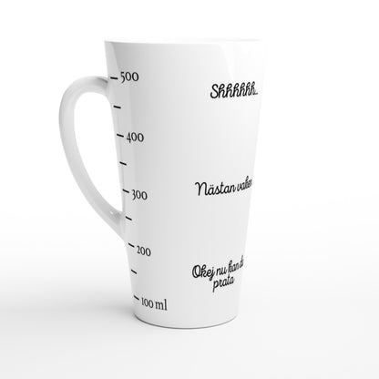 Roligt mugg katt